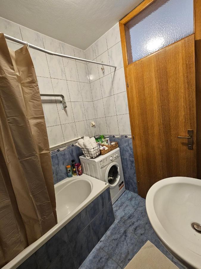 באניה לוקה Apartman Lollita מראה חיצוני תמונה